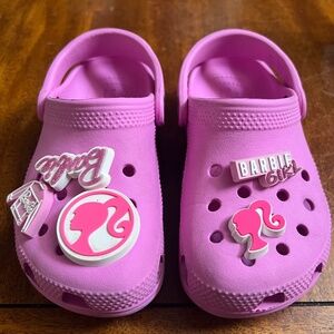 CROCS Toddler Classic Clog / Pink with 5 Barbie Jibbitz / Size C11